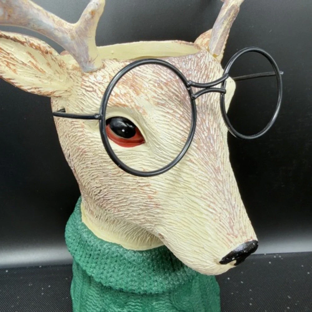 Ashland Deer Head Vase Vessel Decorative Container Glasses Green Sweater‎ Resin